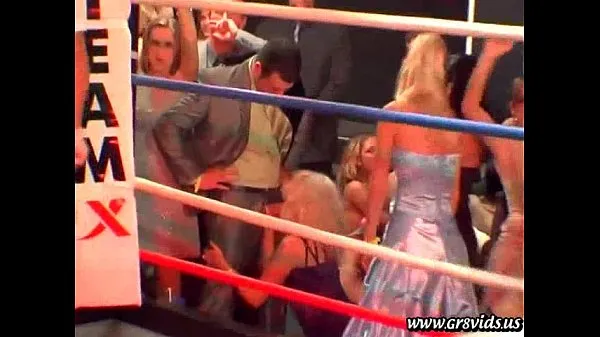 คลิป XXX V.I.P.-only underground boxing match คลิป