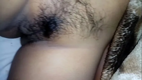 XXX Showing my wife's hairy vagina klipy klipy