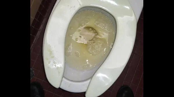 XXX Messy Piss in Public Bathroom clips Clips