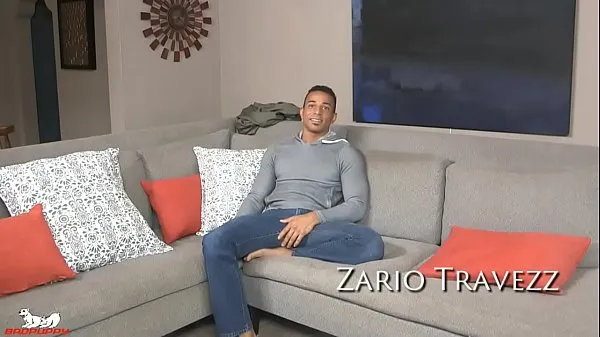 XXX Zario kneels over the sofa & starts probing his hole klipleri Klipler