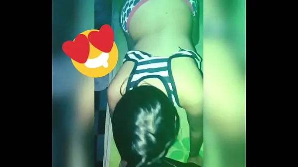 XXX Esposa venezuelana gocha chupando clipes Clipes