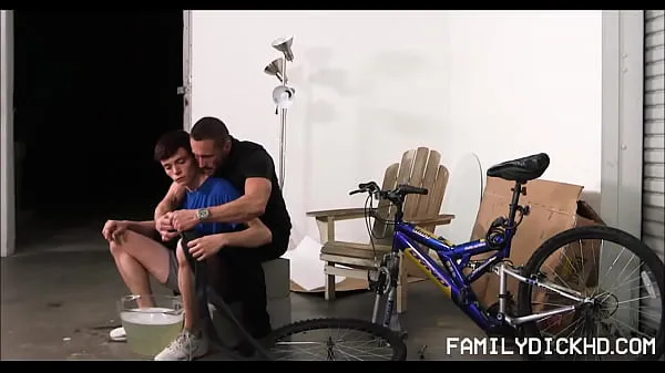 XXX Hunk Stepdad Fucks Twink Stepson In Garage While Fixing Bicycle - Myles Landon, Christian Anderson klipek klipek