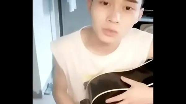 XXX Singing while showing off 剪辑 剪辑