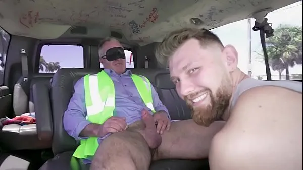 XXX BAITBUS - Mature Straight Guy Goes Gay For Pay In A Van With Strangers klipleri Klipler