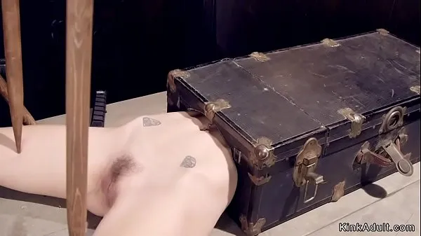 XXX Blonde slave laid in suitcase with upper body gets pussy vibrated klipp Klipp