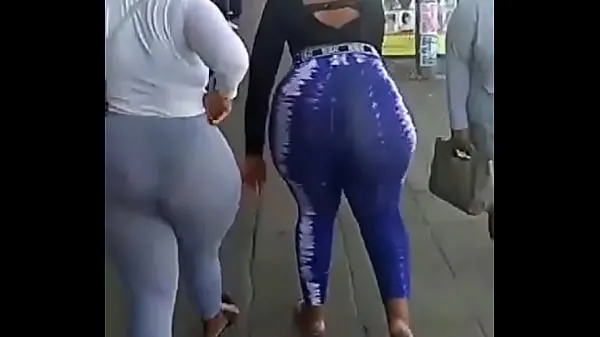 XXX African big booty klipek klipek