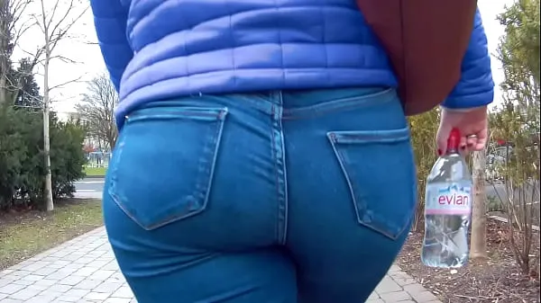 XXX Candid big ass blonde in tight jeans κλιπ Κλιπ