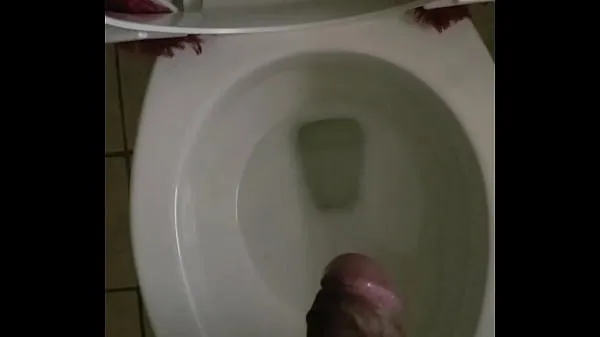 XXX Pissing in toilet clips Clips