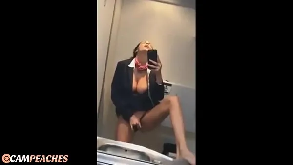 XXX Campeaches - * MUSS SEHEN * Heiße Stewardess Lebe im öffentlichen Flugzeug und masturbiere nackt clips Clips