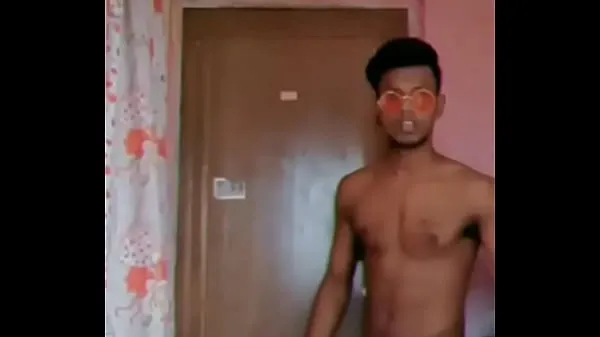 XXX Indian t. guy showing huge cock klipy klipy