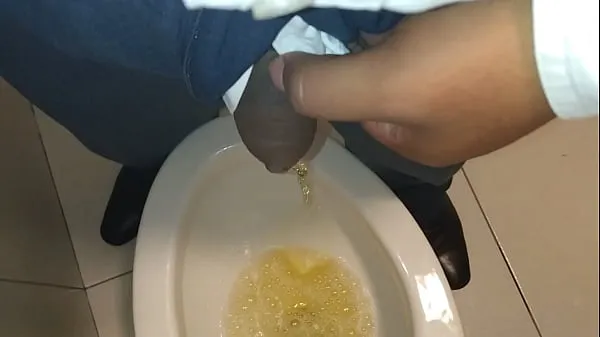 XXX pissing 剪辑 剪辑