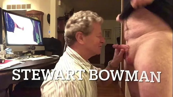 XXX Another man comes to Stewart Neal Bowman's home to get his cock sucked to orgasm as many thousands of men have here before klipleri Klipler