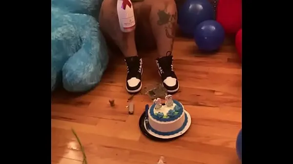 XXX Happy Birthday 2 Me ‼️You Know I 2 Cut Da Cake クリップ クリップ