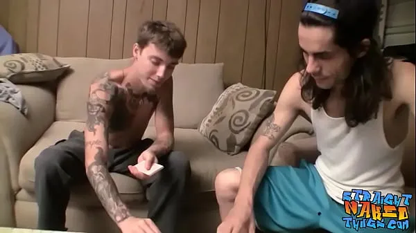 คลิป XXX Tattooed thugs masturbate hairy dicks คลิป