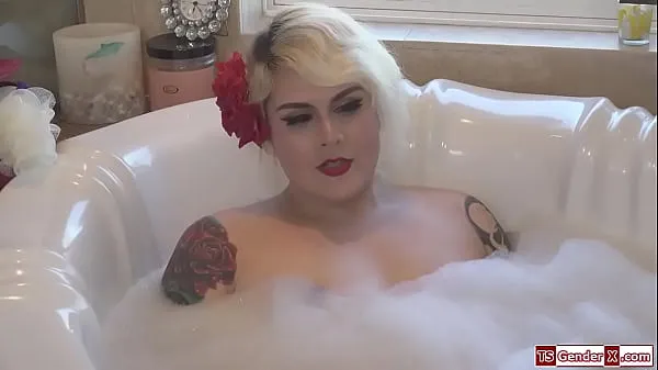 XXX klip Trans stepmom Isabella Sorrenti anal fucks stepson klip