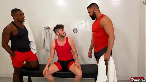 XXX Muscular gym partners loves to put their fist inside Ace. Beefy daddies Dominic Pacifico and Micah Martinez are disappointed to discover that Ace Stallion has skipped out on yet another workout session posnetki Posnetki