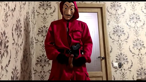 XXX Cosplay on the robber from the Netflix series - La Casa De Papel 클립 클립