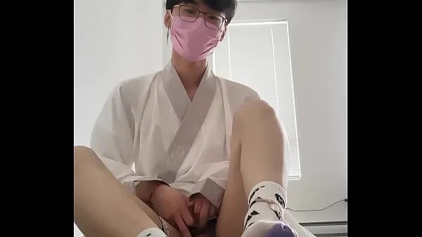 XXX asiatisch hanfu sissy femboy twink weiße socken anal und riesig abspritzen clips Clips