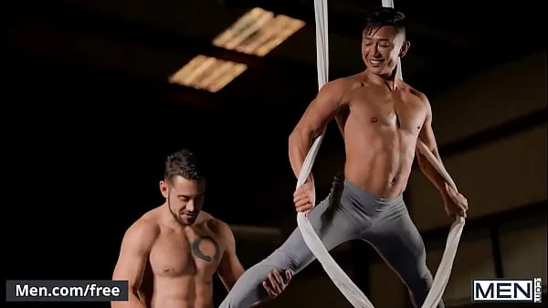 XXX Dante Colle) Fucks (Dale) Missionary While Dale Suspends In Midair With The Aerial Silks - Men klip Clips