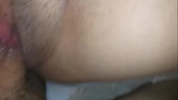 XXX Fucking my young girlfriend without a condom, I end up in her little wet pussy (Creampie). I make her squirt while we fuck and record ourselves for XVIDEOS RED 클립 클립