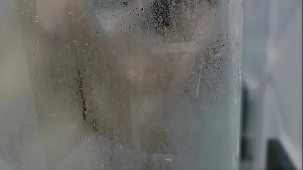 XXX Boy lets sexy wife take a shower at his place and fuck hard with no condoms Karina and Lucas leikkeet Leikkeet