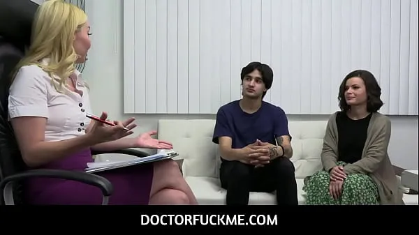 XXX DoctorFuckMe - Getting Comfy With My Stepbro Aaliyah Love , Dharma Jones , Elias Cash klipp Klipp