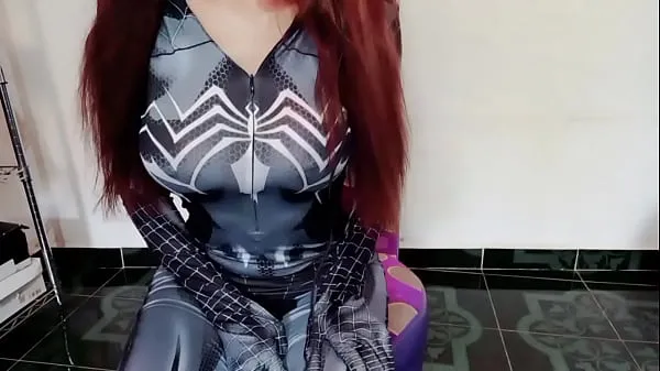 XXX Vestida con mi dizfraz de spiderman me monto en una verga parada 클립 클립