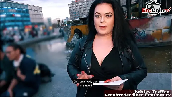 XXX klip German fat BBW girl picked up at street casting klip