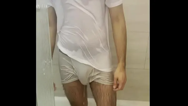 XXX Taking A Shower in My Underwear 클립 클립