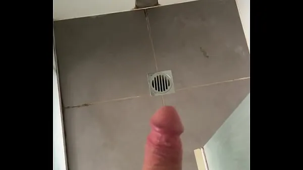 XXX Pissing in shower clips Clips